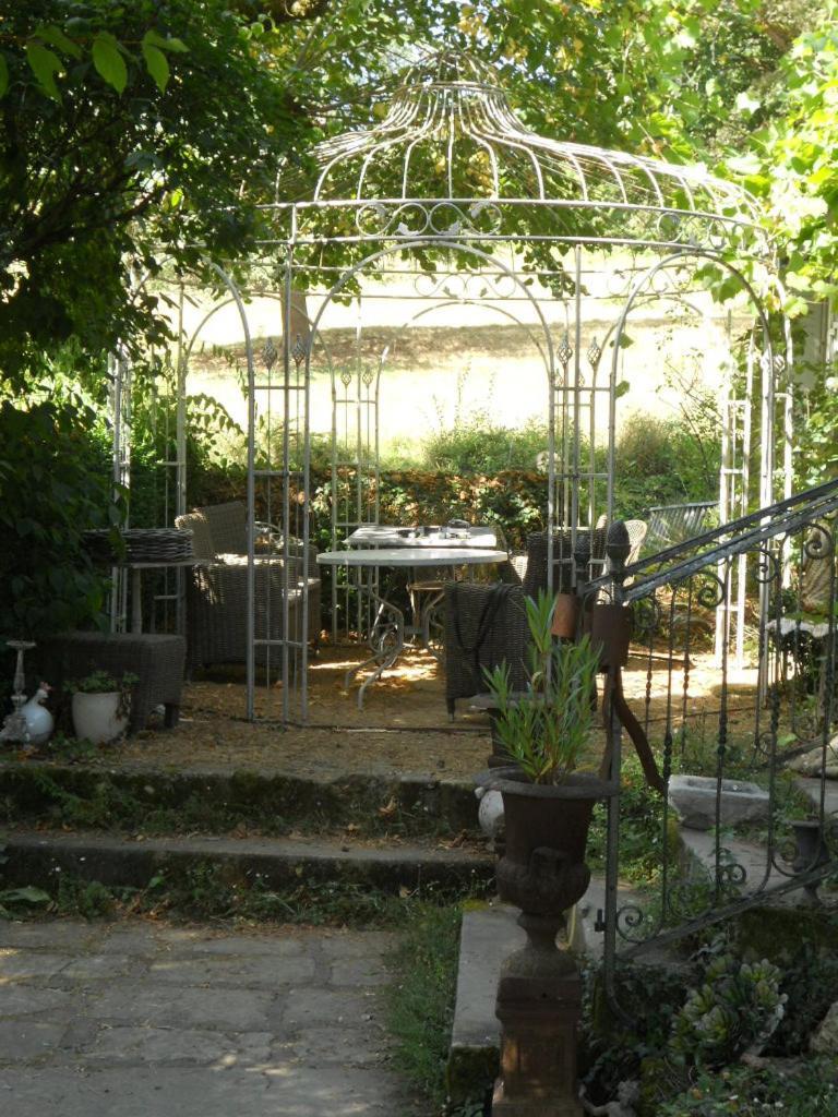 Ferme De La Dorvalliere Cavagnac Exterior foto